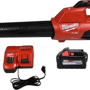 Milwaukee 2724-21HD M18 120 MPH 450 CFM 18V Brushless Cordless Handheld Blower Kit with 8.0 Ah Battery, Rapid Charger